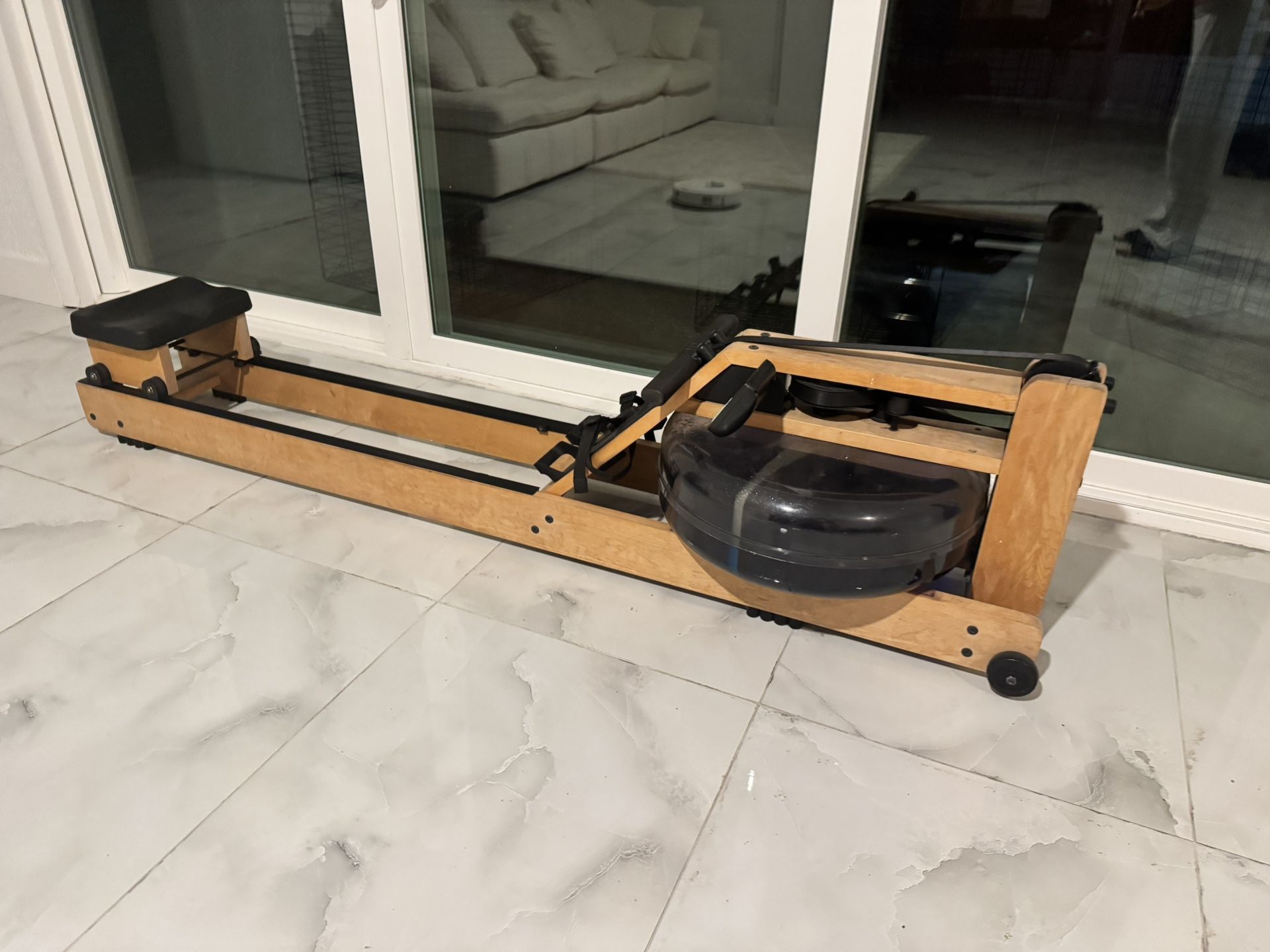 WaterRower Wooden Rowing Machine – Excellent Condition
