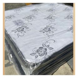 King size mattress / Colchon