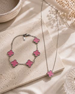 Pink set