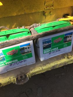 Deep cycle batteries