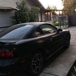 98 Ford Mustang 