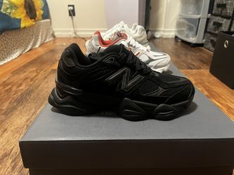 Triple Black NB