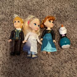 Frozen Doll Set