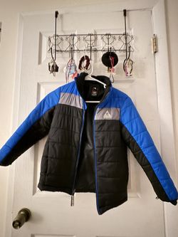 Winter jacket - Size 7-8 Boys For $3