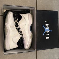 Jordan 11’s Retro Low  White/legend Blue 