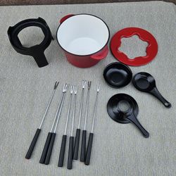 Enameled Cast Iron Fondue Set - 11 Pieces - Red