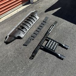 Jeep Rubicon (2017)  New Front End Fairing Parts, $25.00. Loading Parts Boxes Heavy Duty.  $40.00 Each.  Jeep Parts 25.00. 