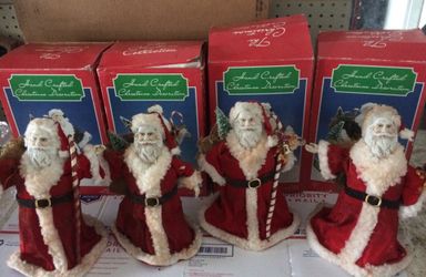 Lot of 4 vintage Santa the Christmas collection 1992