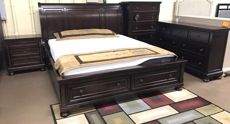 Queen 5 Pc Bedroom Set