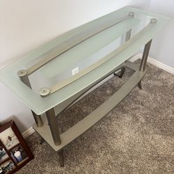 Glass accent table