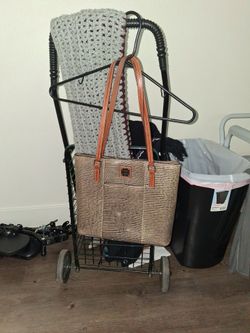 Dooney &Bourke purse