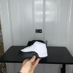 Jordan 12 Taxi Flip