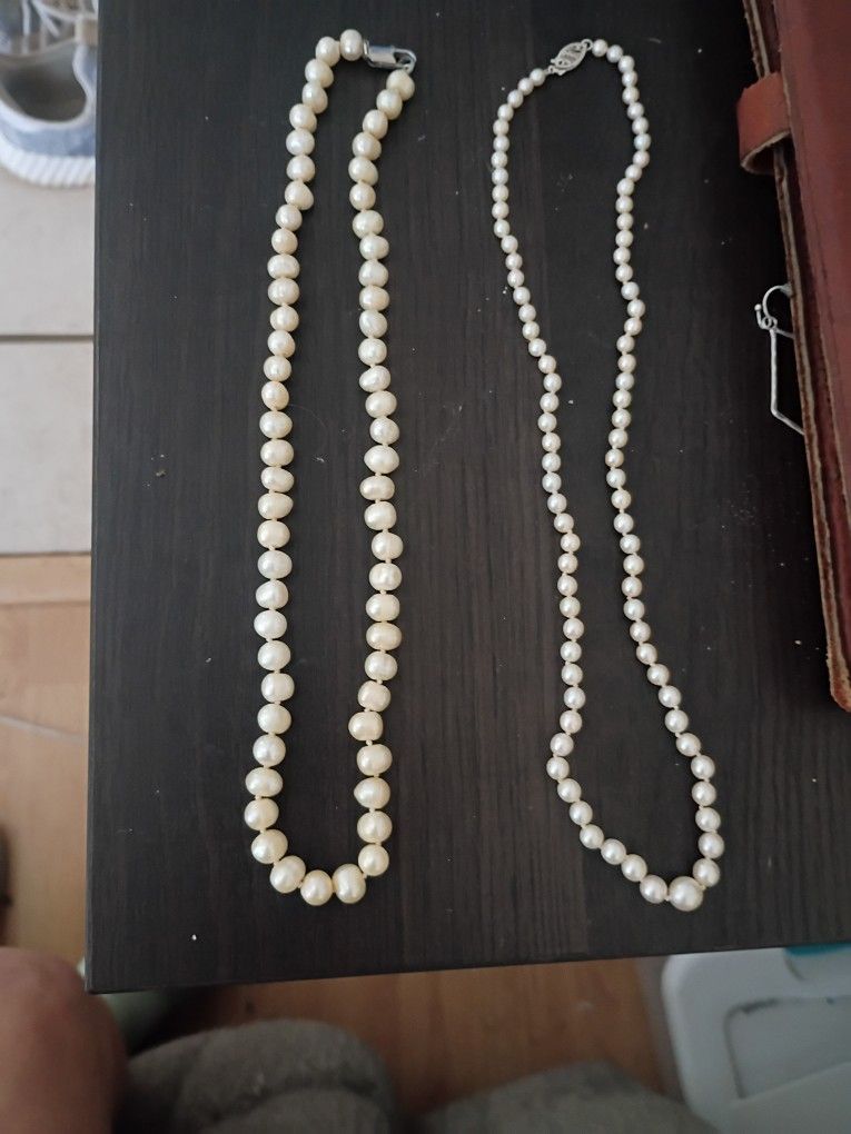 authentic pearl necklaces 