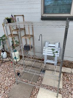 4-Tier Chrome Wire Shelving Unit
