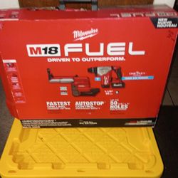 Milwaukee M18 Fuel Hammer Vac