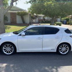 2013 Lexus CT 200h