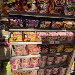 Buldak Noodles And Chips 