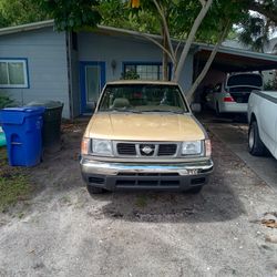 98 Nissan Frontier Runs Great Many New Parts