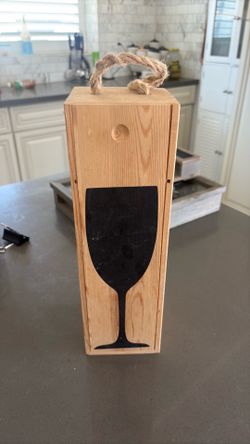Wooden wine box holder
