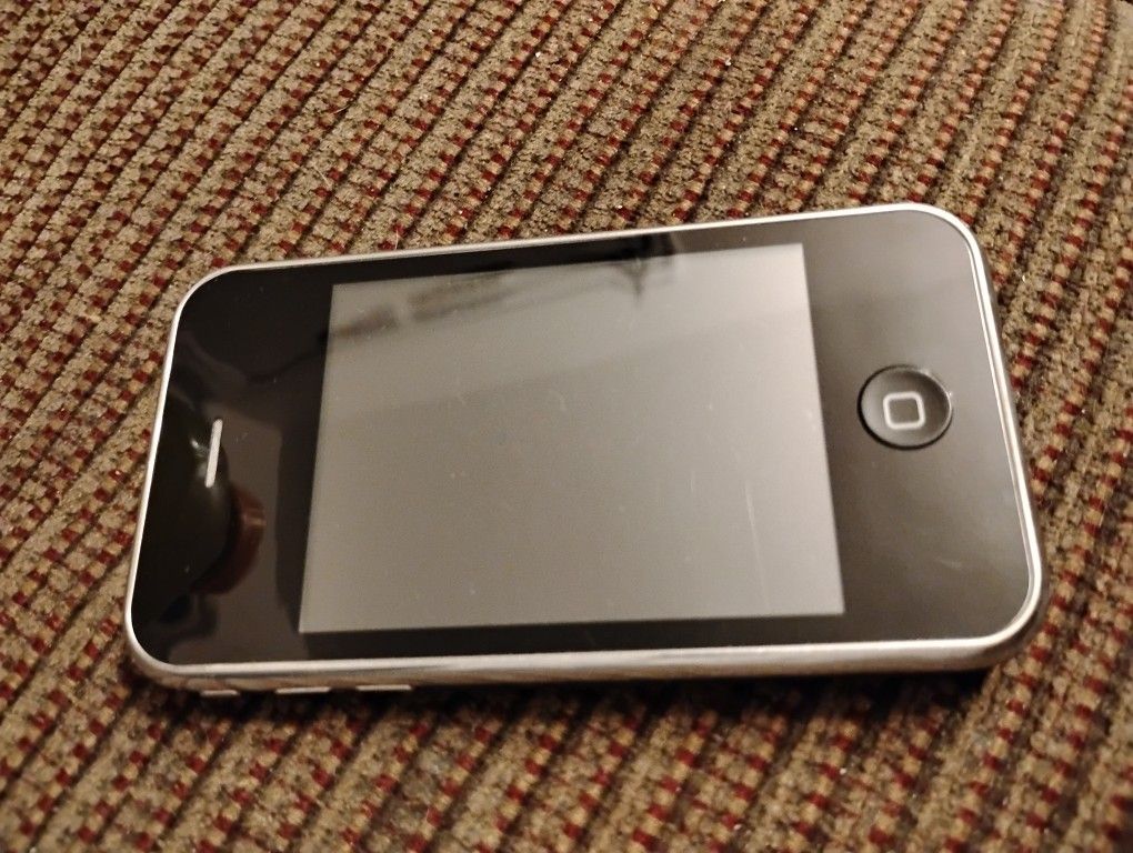 iPhone  3G 32GB Model A1241