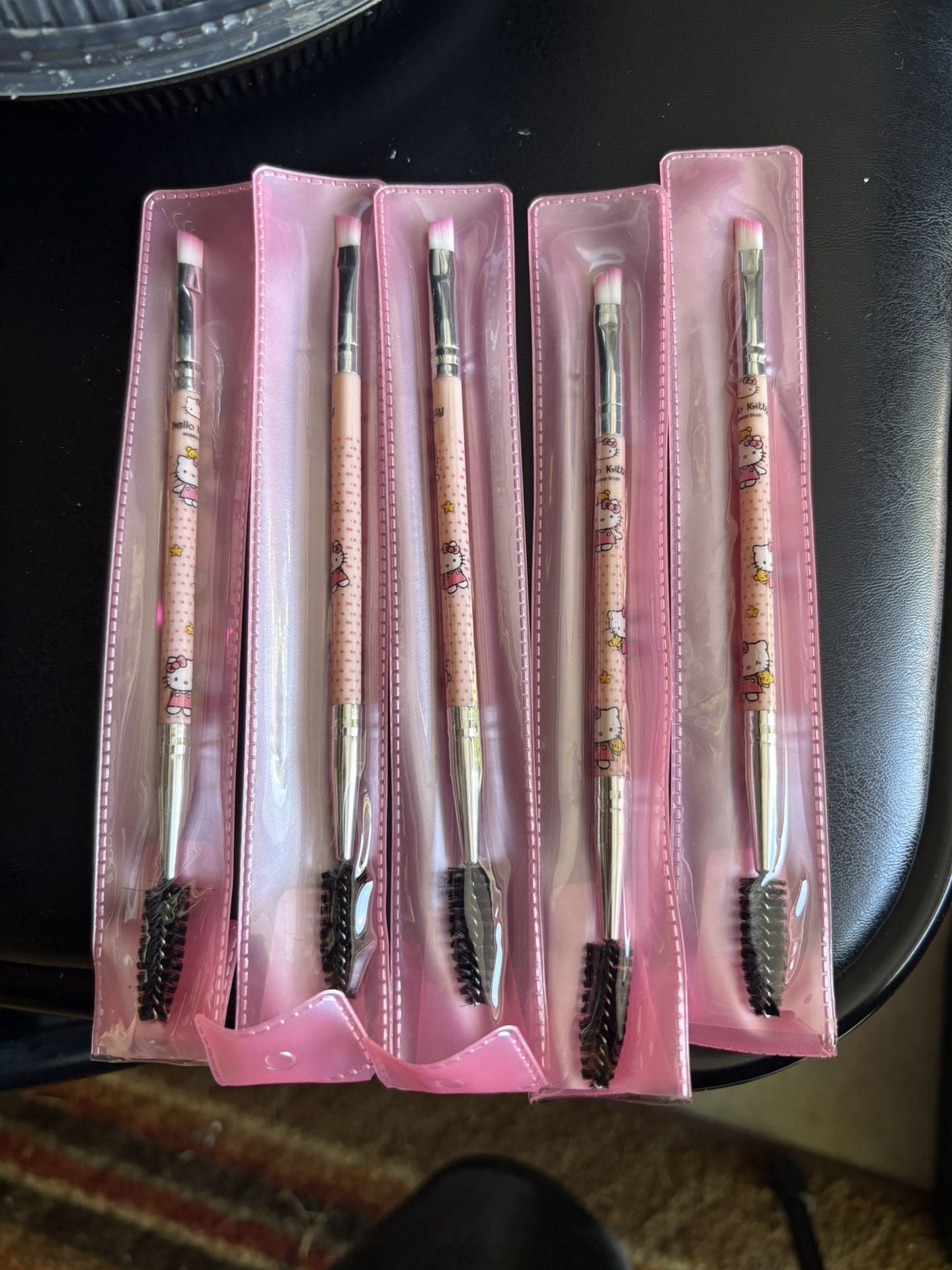FREE Makeup Brushes
