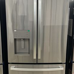 New GE FRENCH DOOR REFRIGERATOR 