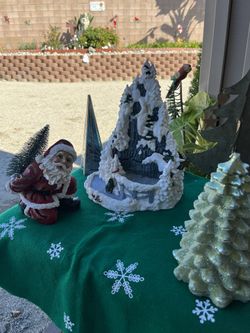 Beautiful Vintage Christmas Fountain Water 💦. (1995)u