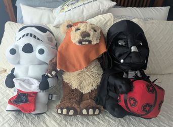 Star Wars Holiday plushies