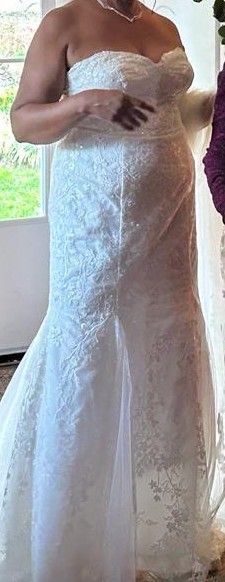 Ivory Wedding Dress with veil, 