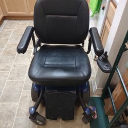 Jazzy 7 electric scooter