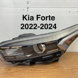 2022-2024 Kia Forte Headlight OEM 