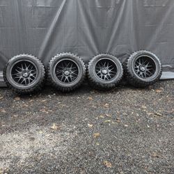 Jeep 5 On 4.5 And 5.5, 20"X12 Motiv Off Road Rims-44, 35x12.5R 20 Tires 