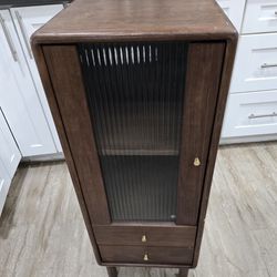 Small Vintage Looking Cabinet 