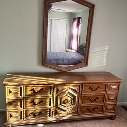 Bedroom Set, Must Be Picked Up In Clementon!!