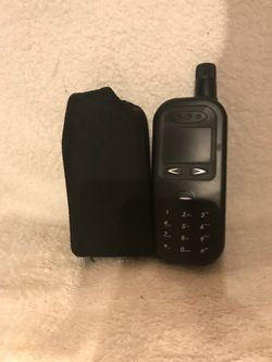 Cell phone flask