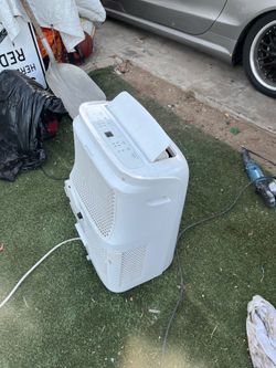 Toshiba Portable Air Conditioner - Works Great! ($145)
