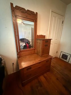 Antique Gentleman’s Dresser-Cash Only -Must Pick up in Hanford