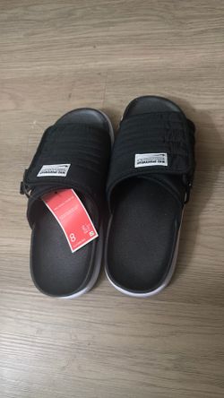 Nike slides