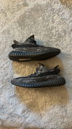 Adidas Yeezy Boost 350 V2 MX Dark Salt Sneakers Size 11.5