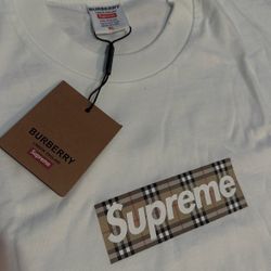 burberry supreme white tee