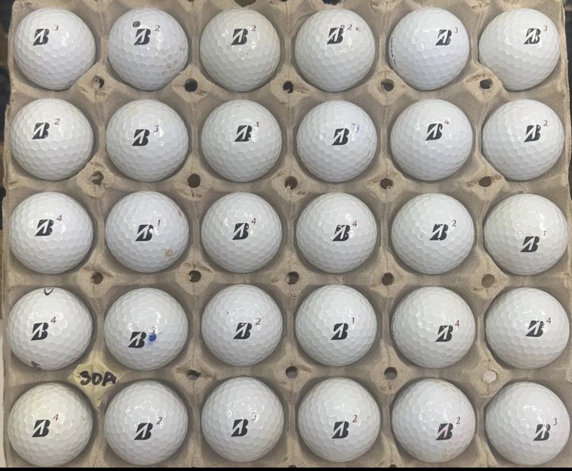 30 Bridgestone Tour BX Golf Balls Mixed Grade Lot A30