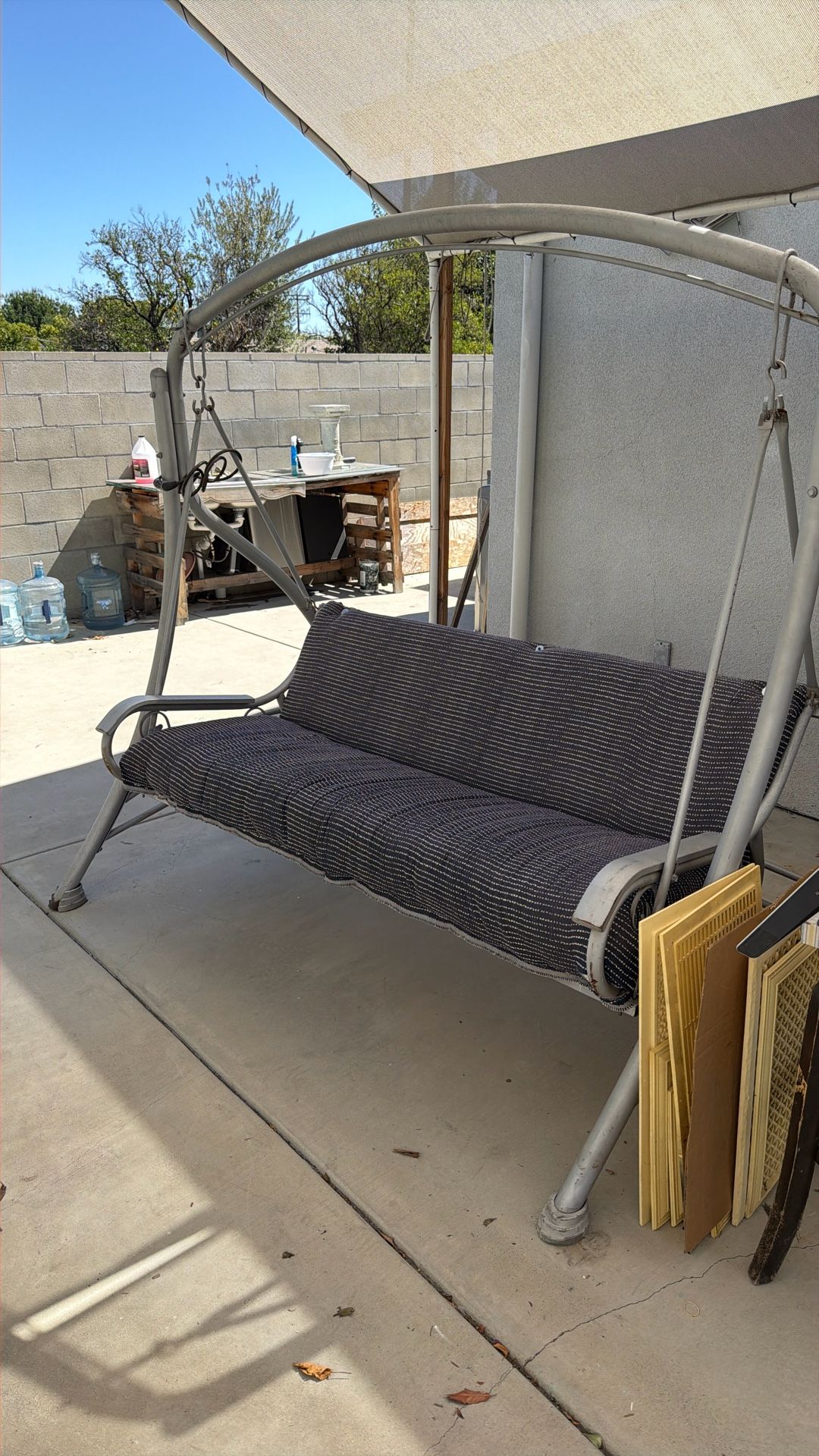 Outdoor Swing Working