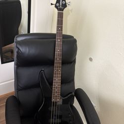 Yamaha Bass Guitar 