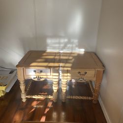 Sofa Table And 2 End Tables 