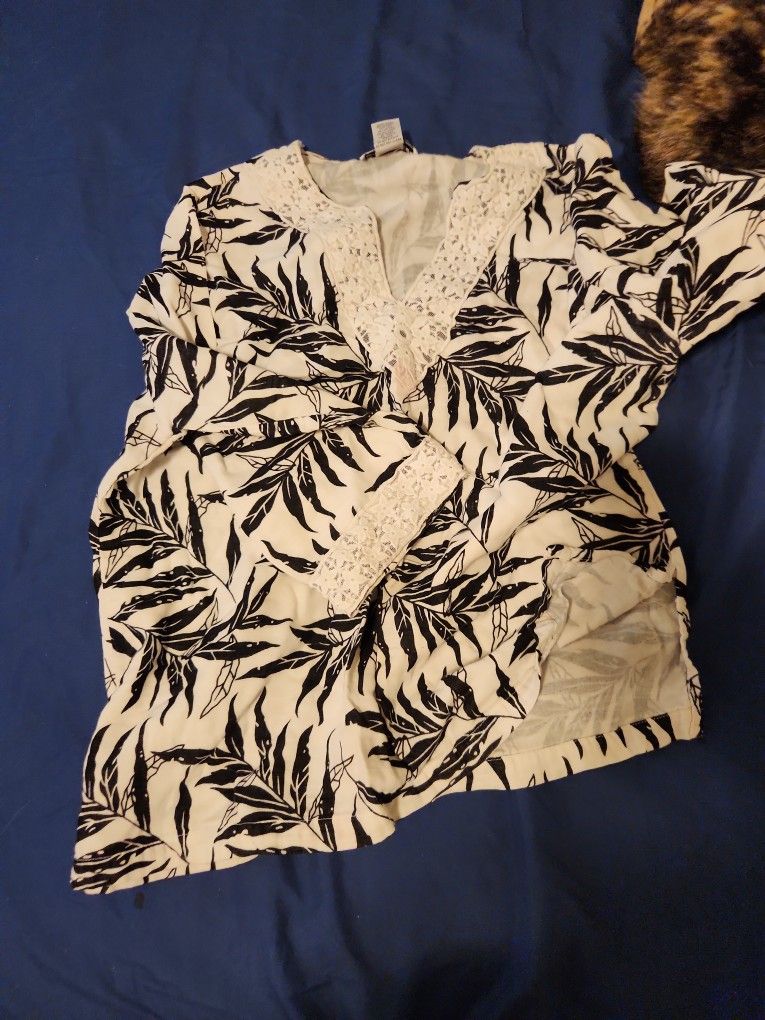 White &Black Blouse Shirt