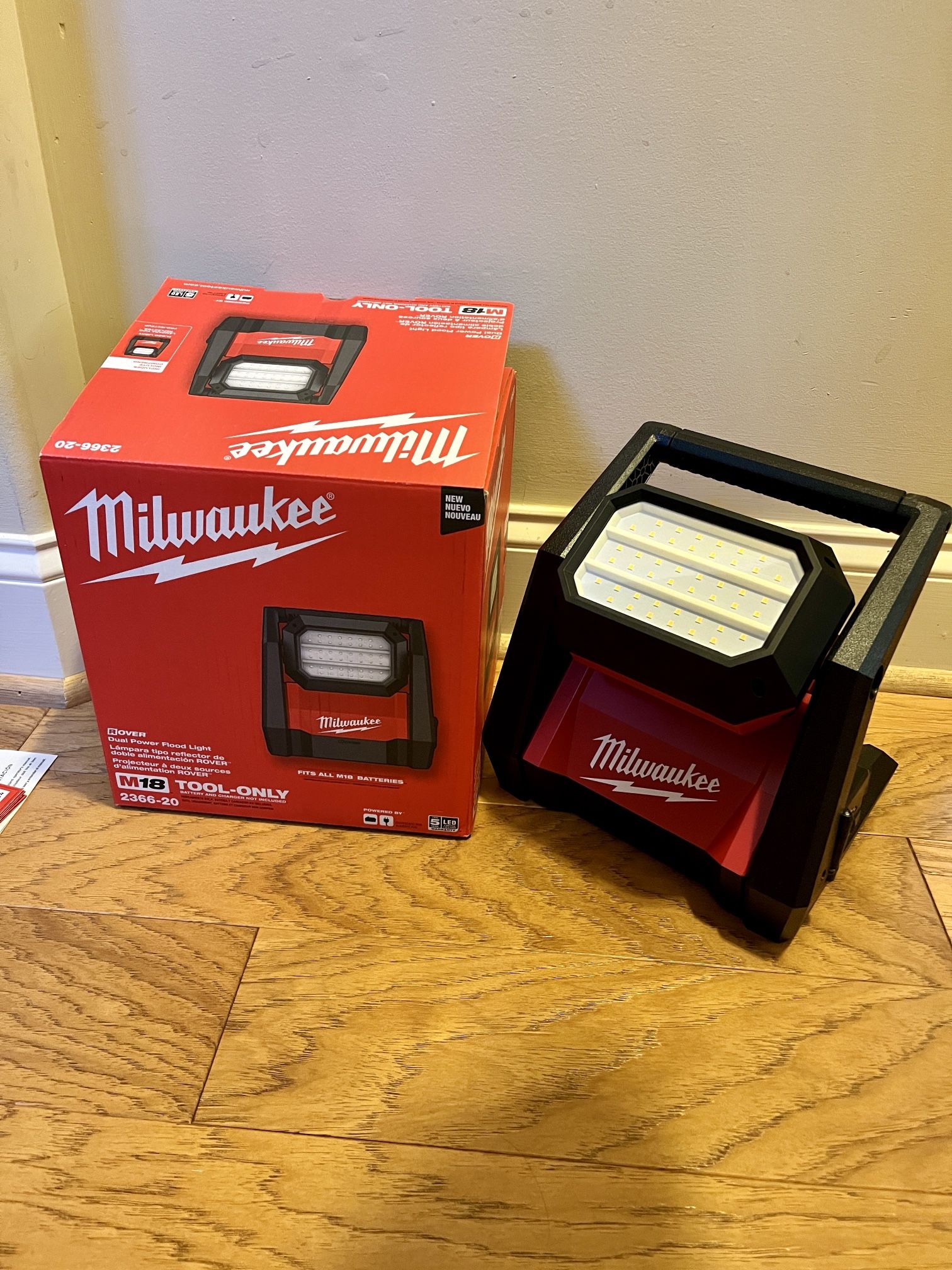Milwaukee M18 GEN-2 4000 Lumens ROVER LED Flood Light (Tool-Only)