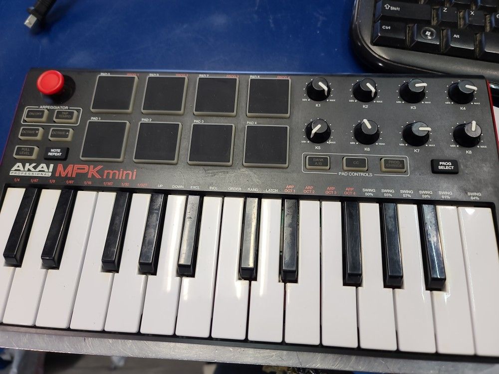 Akai Mpk Mini 25 Key MIDI