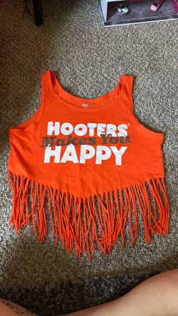 Hooters tank top