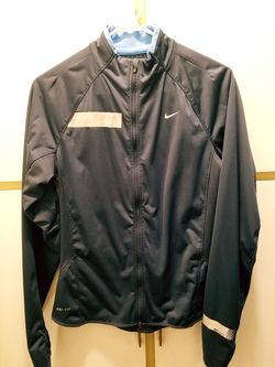 Nike Dri-Fit Women Sweat Shirt size M