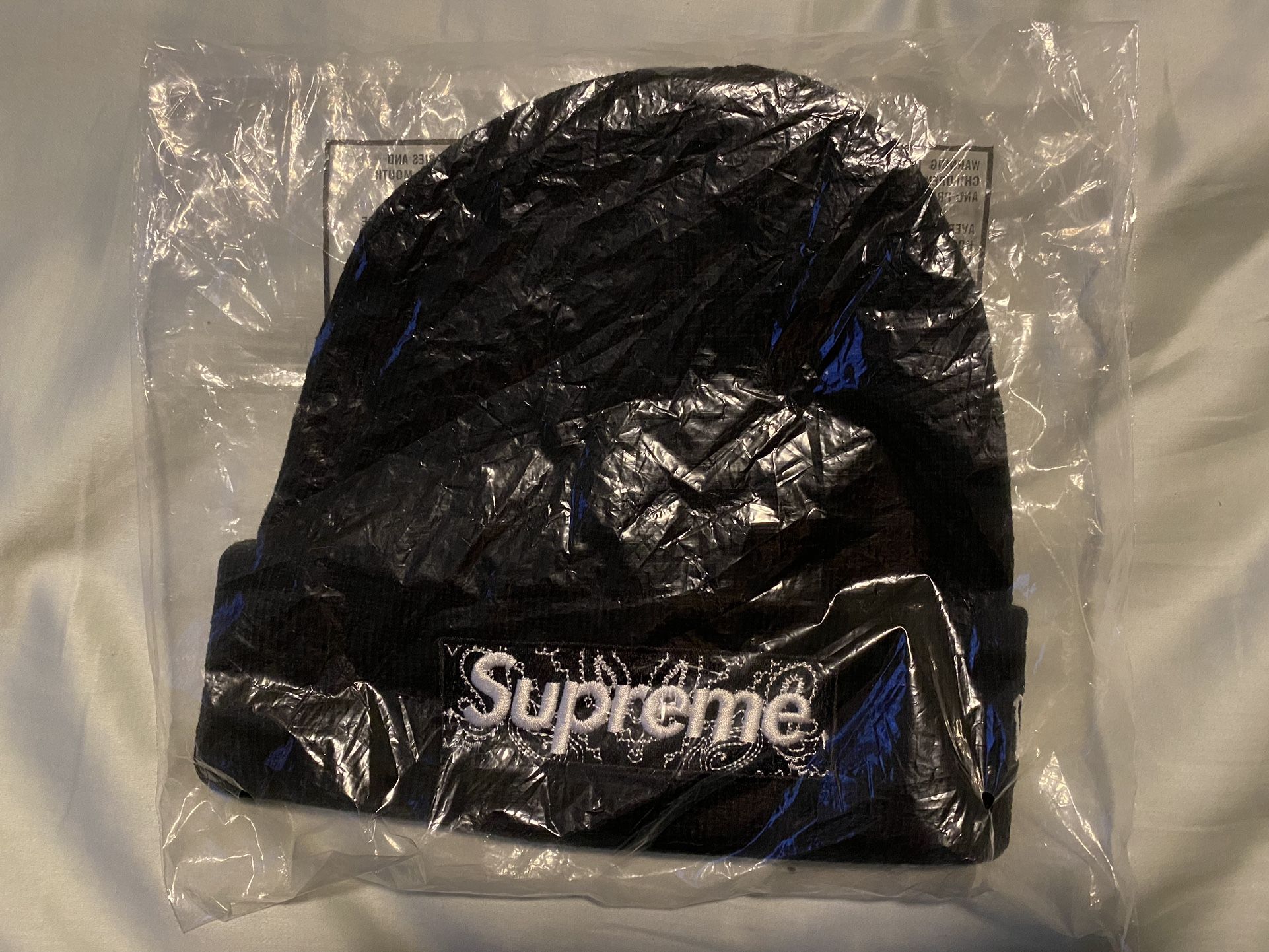 Supreme FW19 Bandanna Box Logo Beanie Black